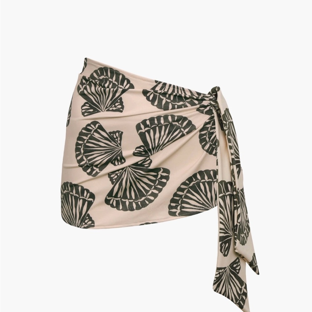 Encantadore Saskia Mini Skirt
